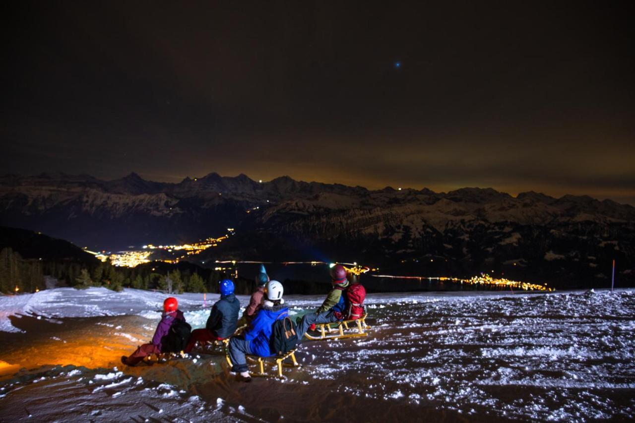 Berghaus Niederhorn Hotel Беатенберг Екстериор снимка