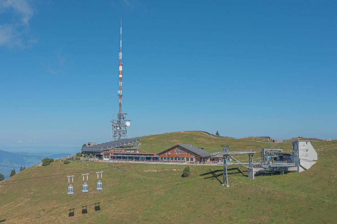 Berghaus Niederhorn Hotel Беатенберг Екстериор снимка