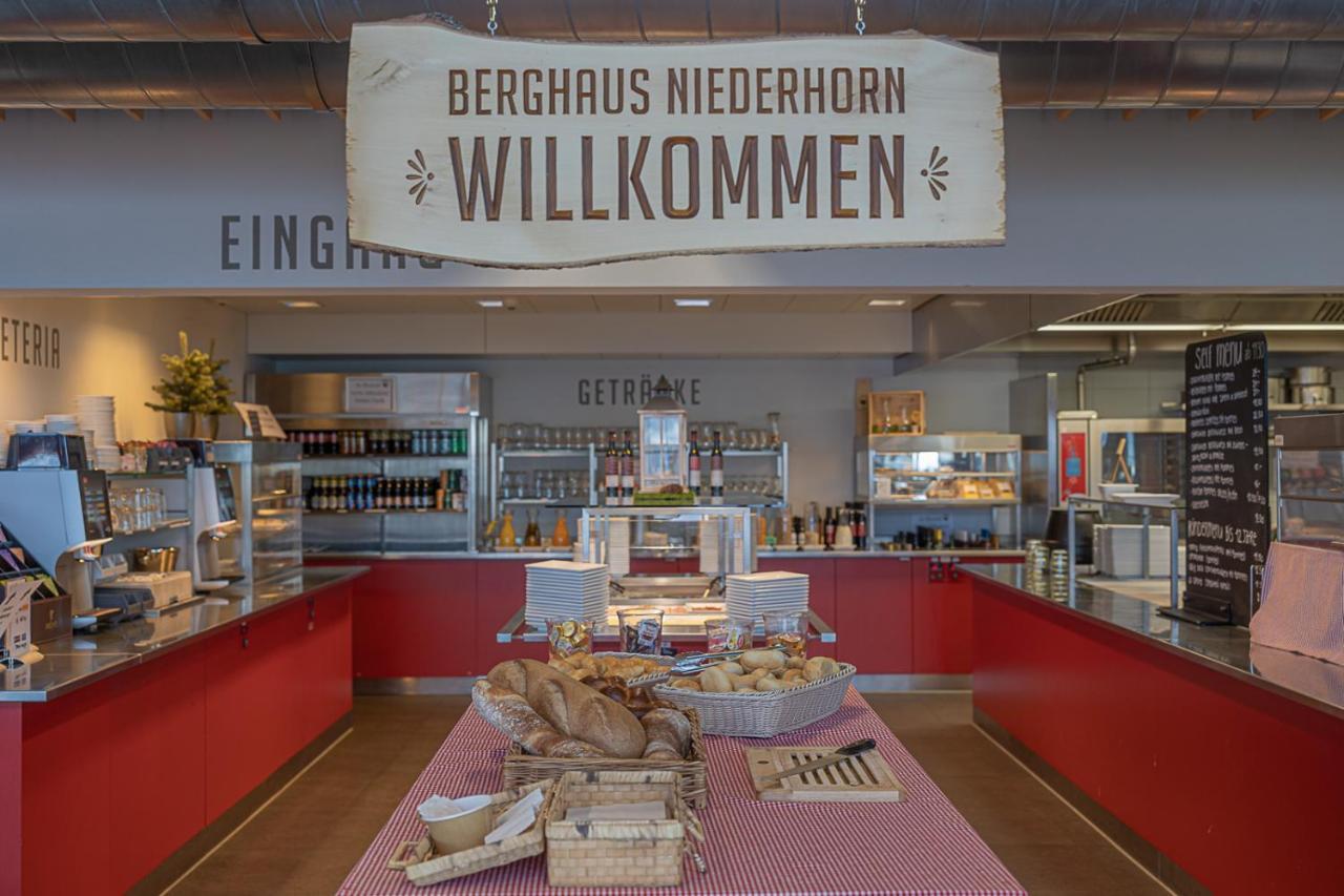 Berghaus Niederhorn Hotel Беатенберг Екстериор снимка