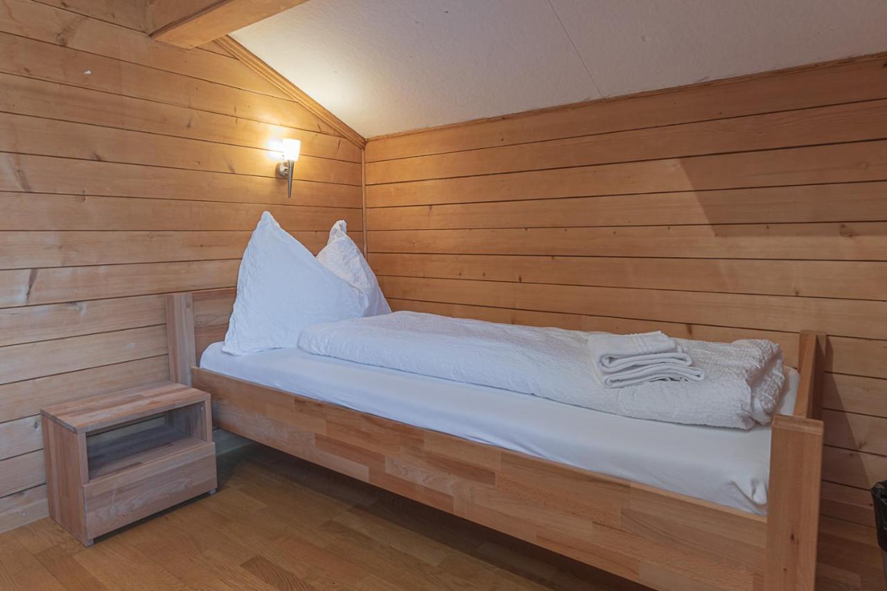 Berghaus Niederhorn Hotel Беатенберг Екстериор снимка