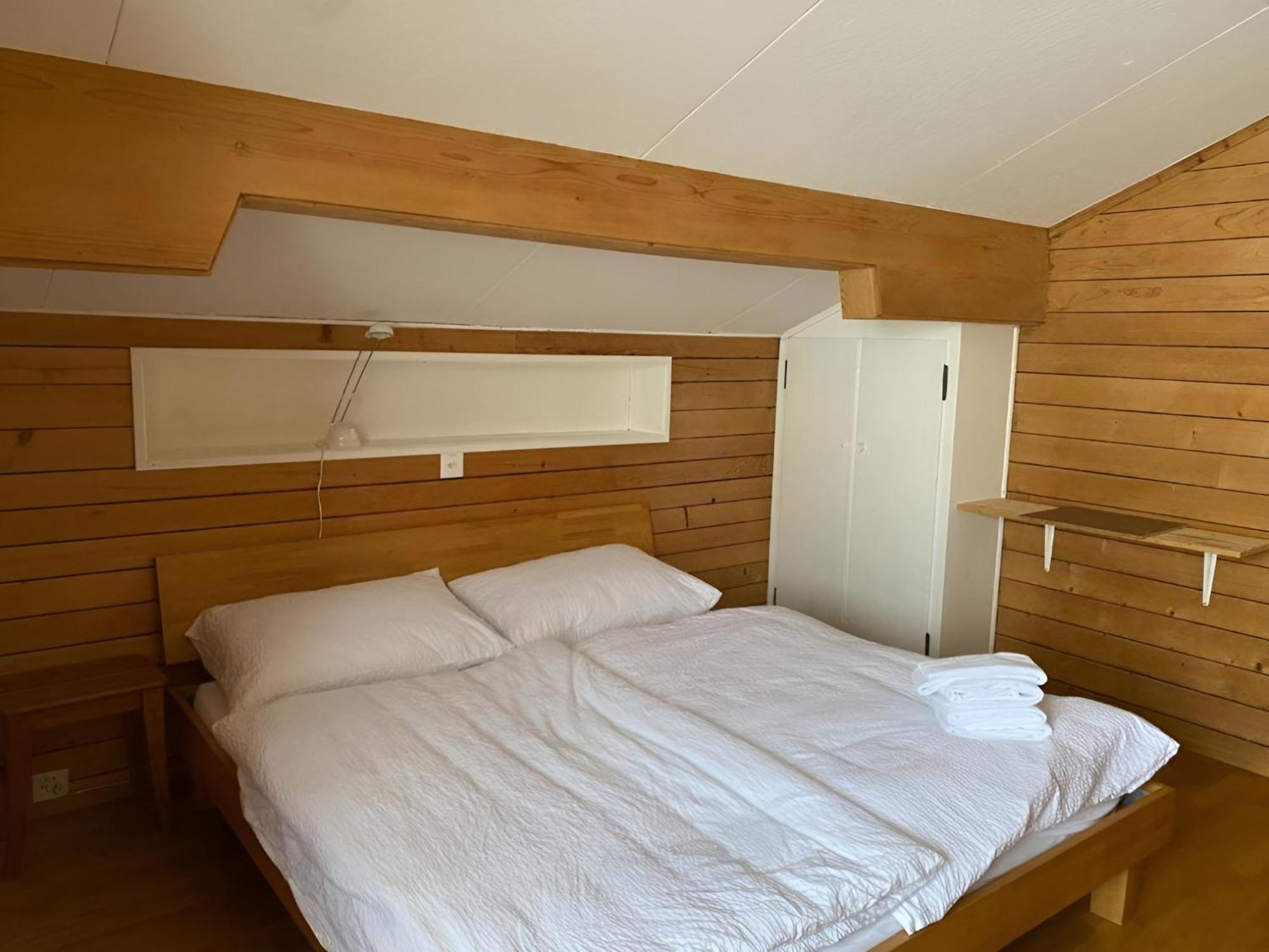 Berghaus Niederhorn Hotel Беатенберг Екстериор снимка